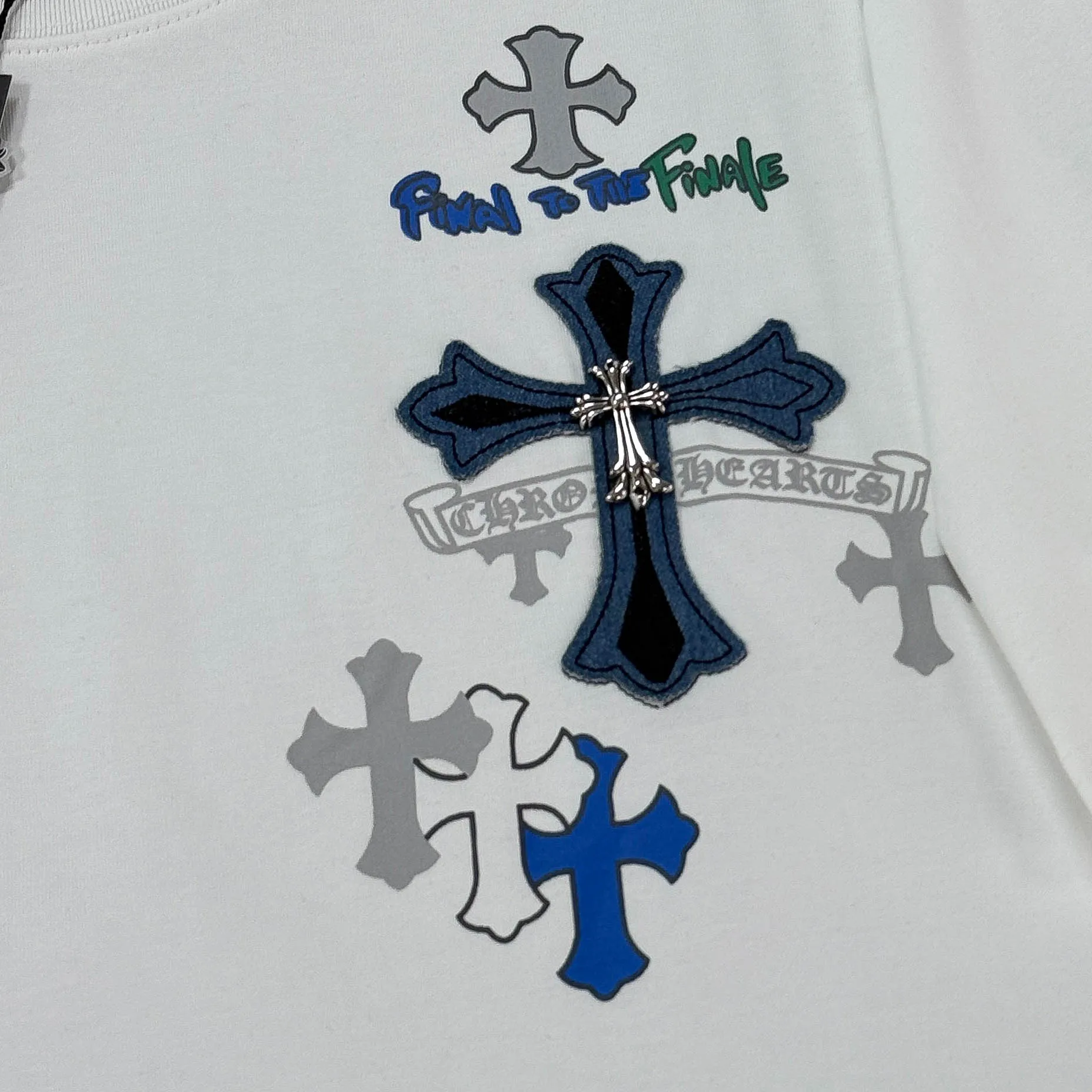 P180 Chrome hearts 25 high version fabrics made of 300 grams of high-density cotton, no deformation, no shrinkage, complete with three labels, same style for men and women, process; printing + denim patch embroidery process + original metal label Color: black white khaki SIZE: S-XL